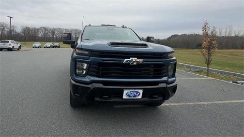 2024 Chevrolet Silverado 2500 Custom