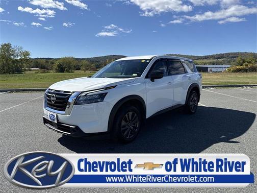 2023 Nissan Pathfinder S 4WD