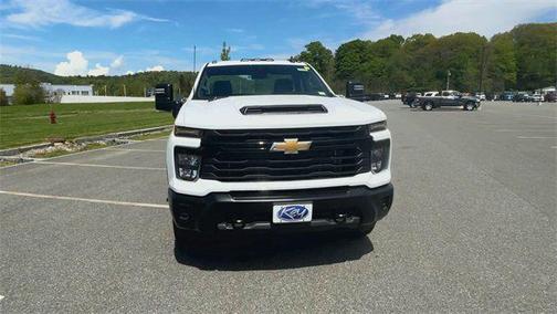 2025 Chevrolet Silverado 3500 WT