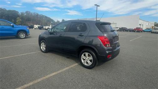 2022 Chevrolet Trax LS