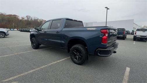 2022 Chevrolet Silverado 1500 Custom Trail Boss