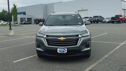 Silver Sage Metallic 2023 Chevrolet Traverse LT Cloth