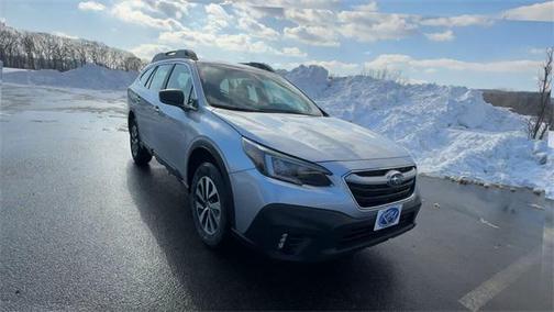 2022 Subaru Outback Base