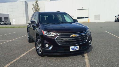 Black Cherry Metallic 2021 Chevrolet Traverse LT Leather