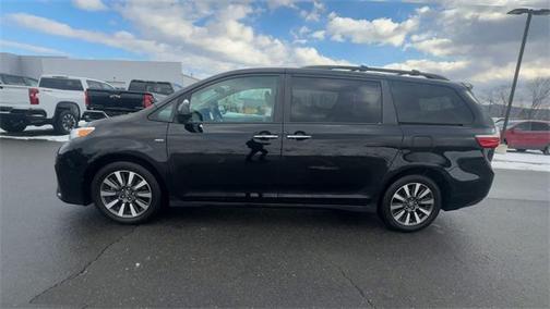 2018 Toyota Sienna XLE Premium