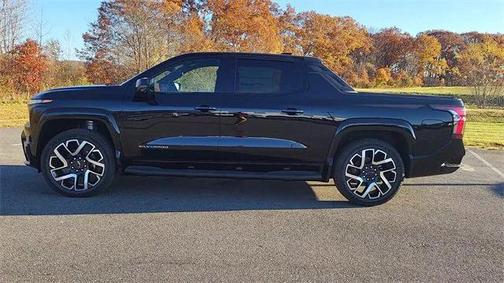 2024 Chevrolet Silverado EV RST