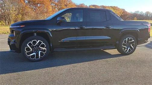 2024 Chevrolet Silverado EV RST