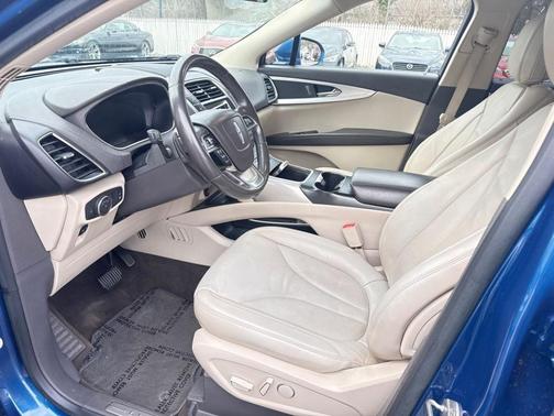 2020 Lincoln Nautilus Standard