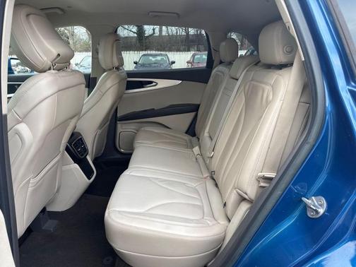 2020 Lincoln Nautilus Standard