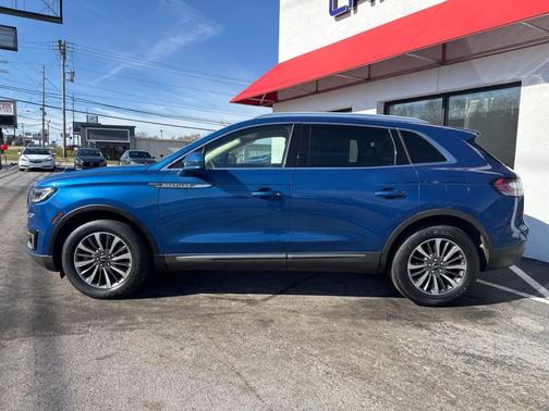 2020 Lincoln Nautilus Standard