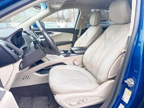 2020 Lincoln Nautilus Standard