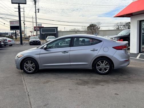 2017 Hyundai ELANTRA Value Edition