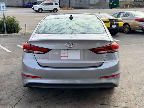 2017 Hyundai ELANTRA Value Edition