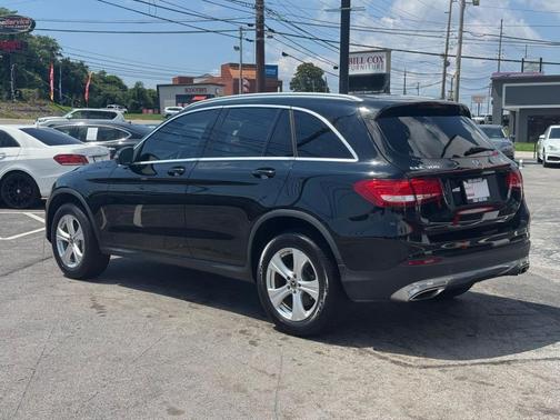 2018 Mercedes-Benz GLC 300 Base