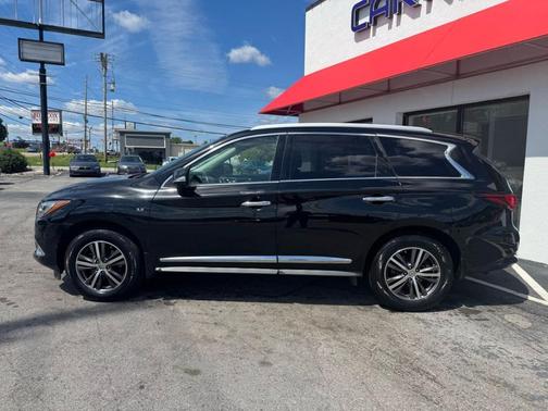 2017 INFINITI QX60 Base
