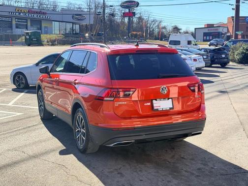 2019 Volkswagen Tiguan 2.0T SE