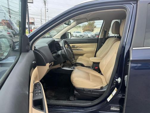 2018 Mitsubishi Outlander SEL