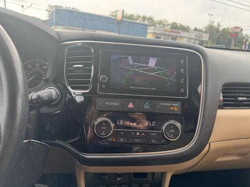 2018 Mitsubishi Outlander SEL