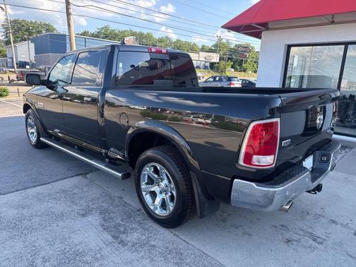 2016 RAM 1500 Laramie