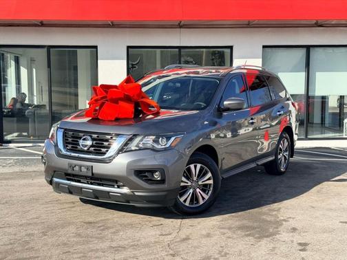 2018 Nissan Pathfinder S