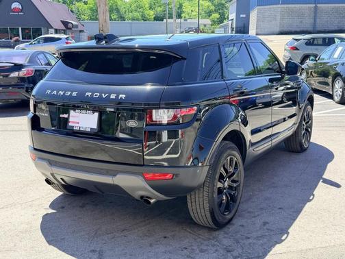 Santorini Black 2019 Land Rover Range Rover Evoque SE Premium