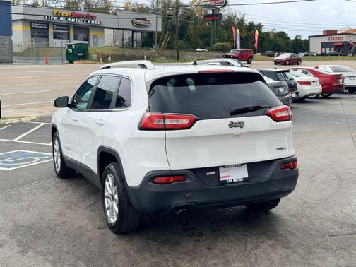 2017 Jeep Cherokee Latitude