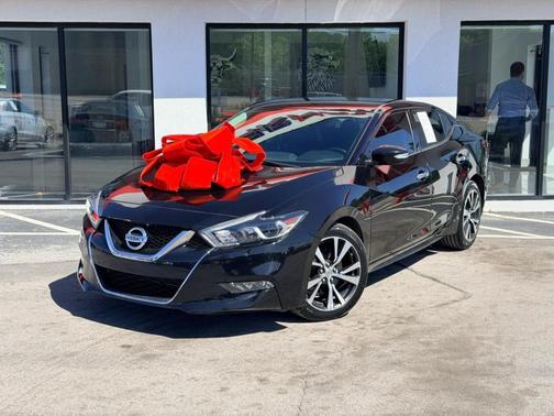 Black 2016 Nissan Maxima 3.5 SV