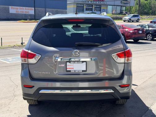 2016 Nissan Pathfinder S