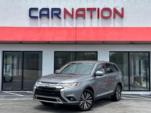 2019 Mitsubishi Outlander SE