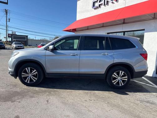 2017 Honda Pilot EX