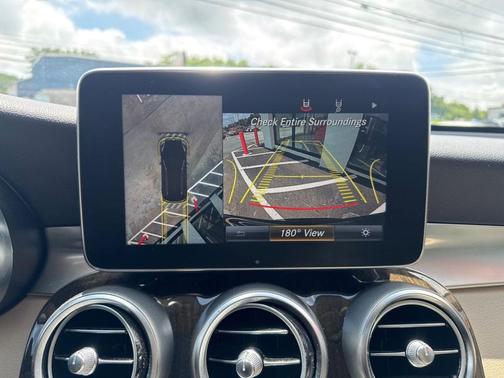 2018 Mercedes-Benz GLC 300 Base 4MATIC