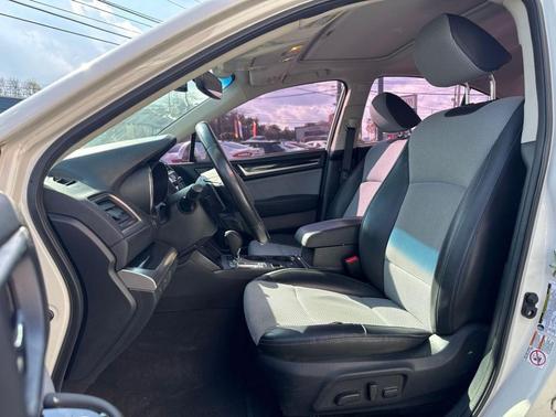 2017 Subaru Legacy 2.5i Sport