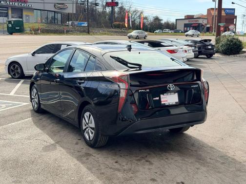 2018 Toyota Prius Three