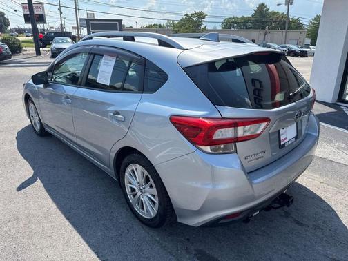 2018 Subaru Impreza 2.0i Premium