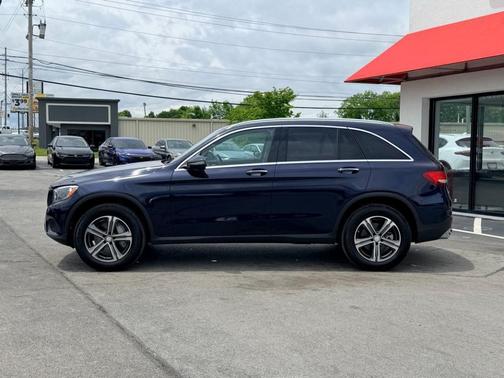 Blue 2017 Mercedes-Benz GLC 300 Base