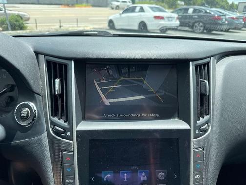 2014 INFINITI Q50 Premium