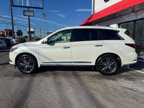 2018 INFINITI QX60 Base