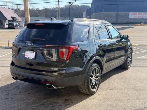 2016 Ford Explorer Sport