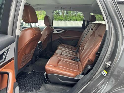 2018 Audi Q7 2.0T Premium Plus