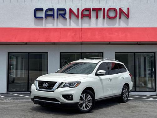 2019 Nissan Pathfinder SV