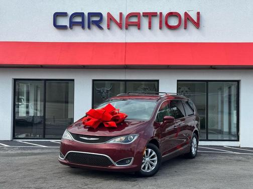 2018 Chrysler Pacifica Touring-L
