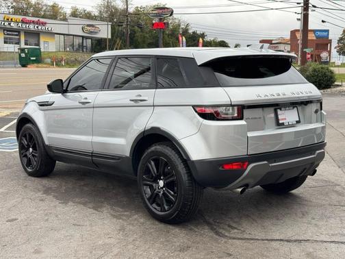 2018 Land Rover Range Rover Evoque SE Premium