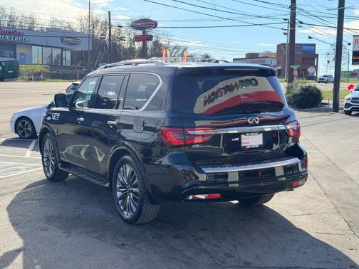 2018 INFINITI QX80 Base