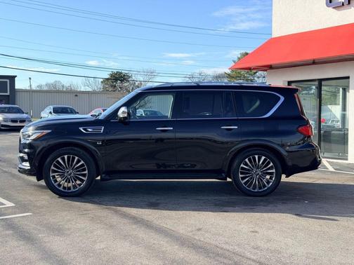 2018 INFINITI QX80 Base