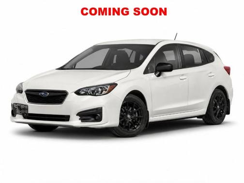 Crystal White Pearl 2017 Subaru Impreza 2.0i