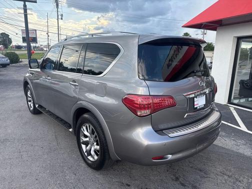 2011 INFINITI QX56 Base