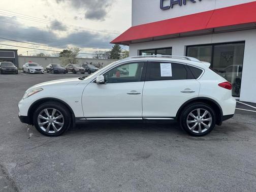 2017 INFINITI QX50 Base