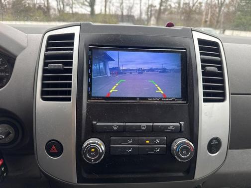 2011 Nissan Frontier SV