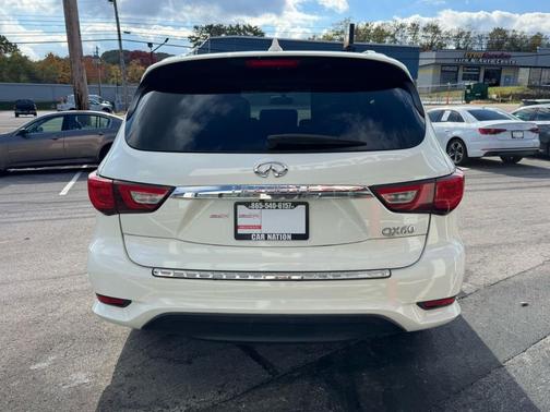 2017 INFINITI QX60 Base