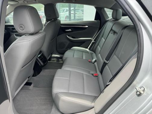 Silver 2017 Chevrolet Impala 1LT